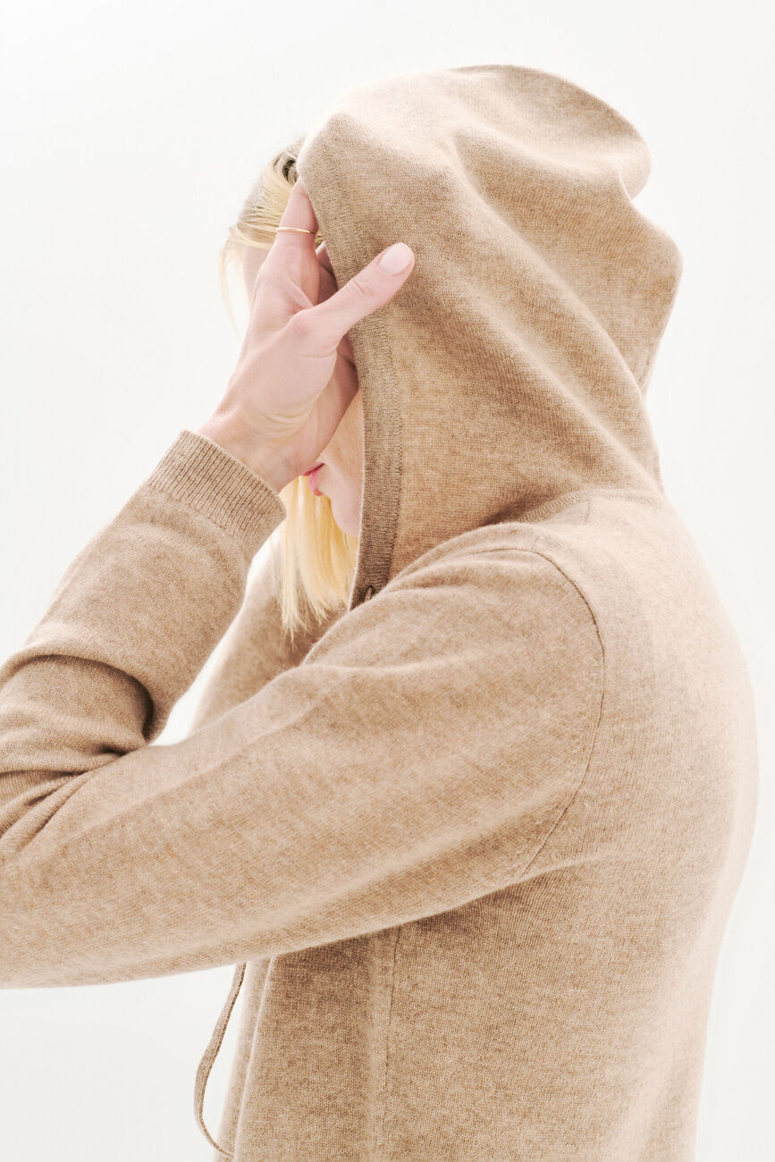 Basila cardigan light brown woman