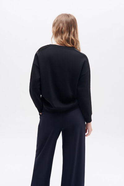 T-shirt tilleul preto mulher