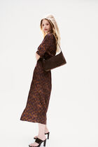 Relisa dress camel woman