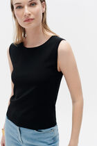 Mtess sweater black woman