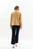 Gassim coat camel woman