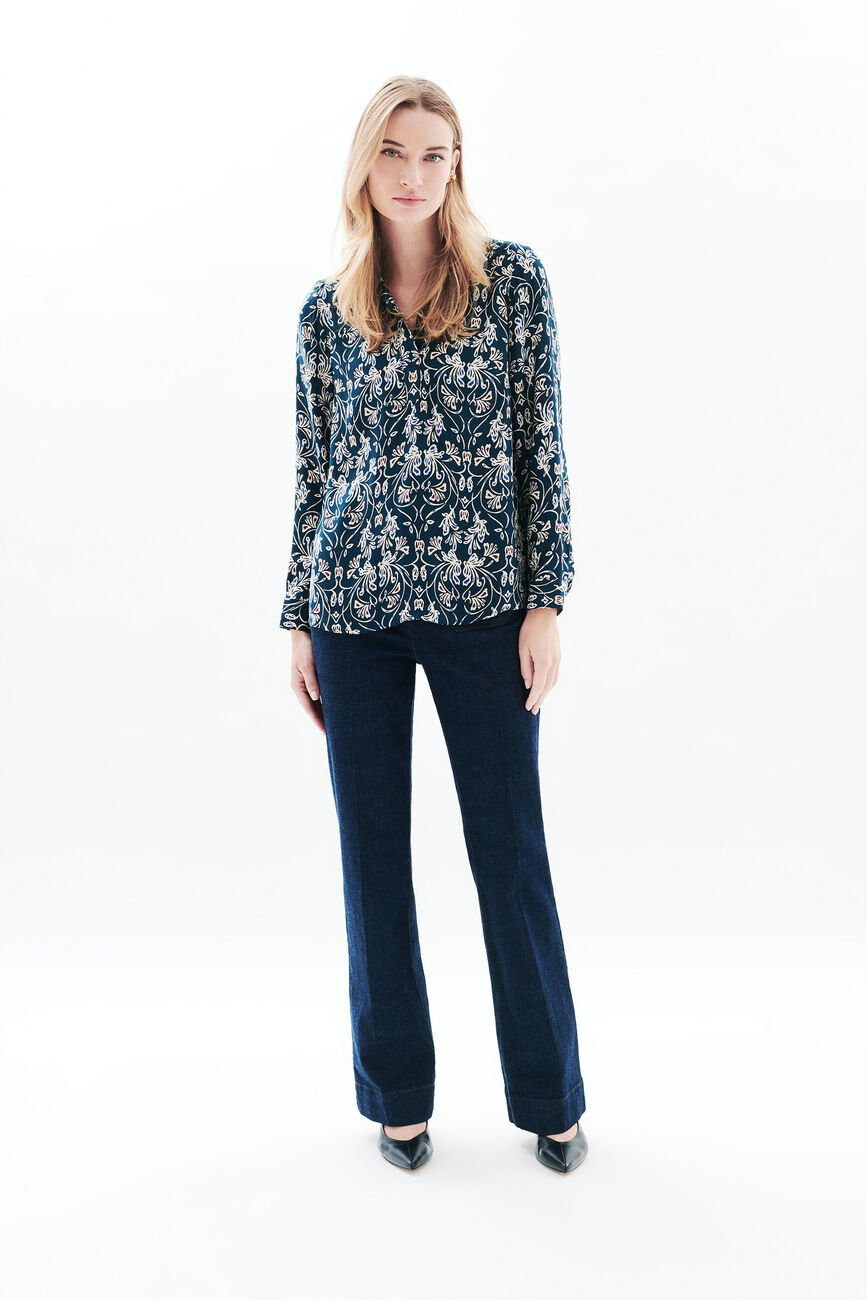 Lovely shirt navy blue woman