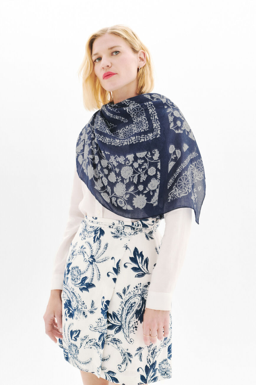 Lysandre scarf navy blue woman