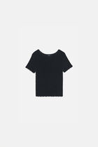 melicia jumper black woman