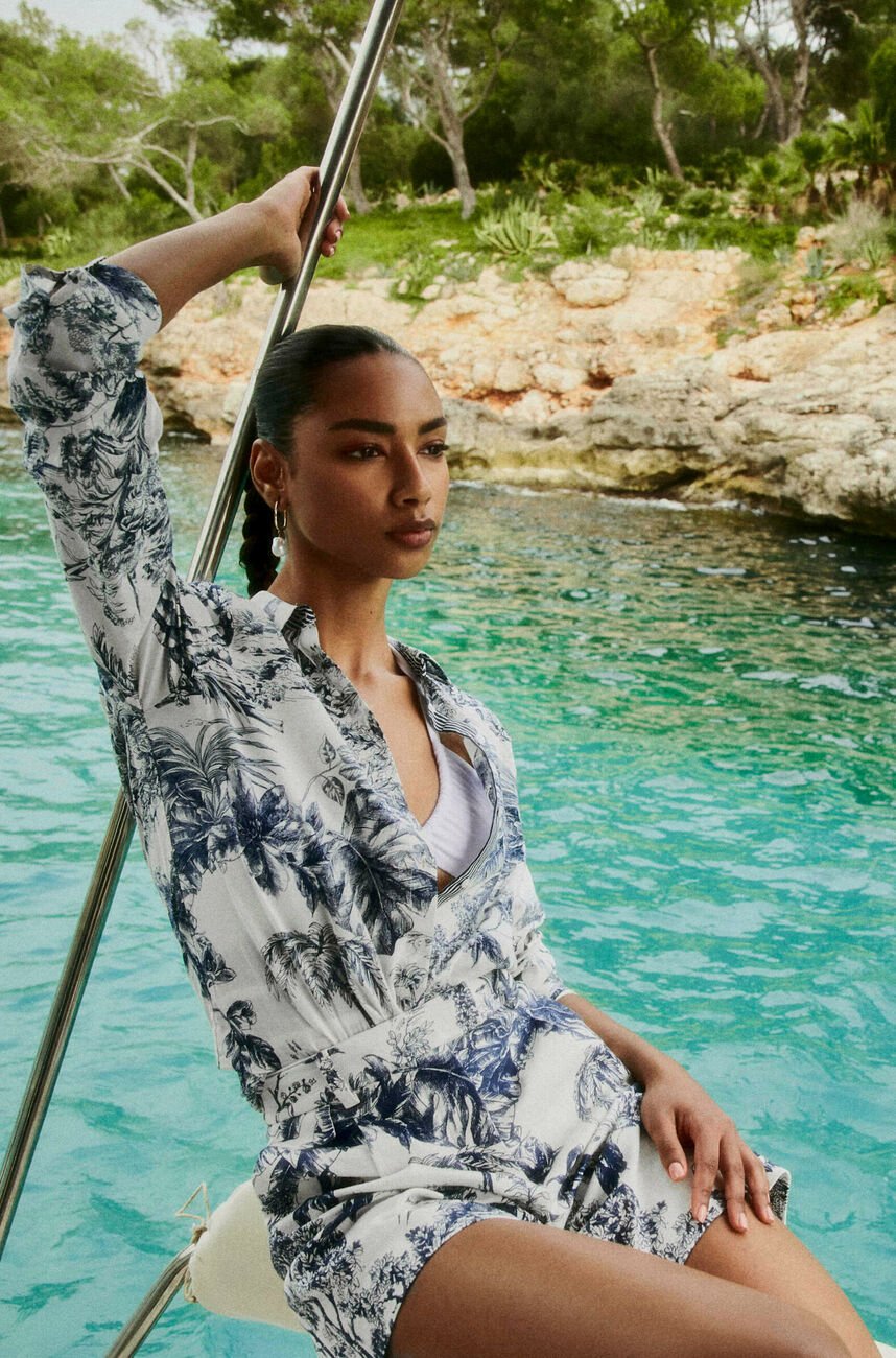 Short solcana bleu marine femme
