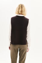 hevy poncho dark brown woman