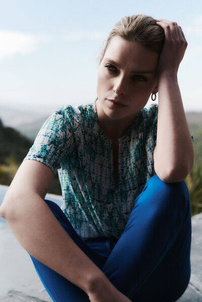 Blusa tie and dye verde esmeralda mujer