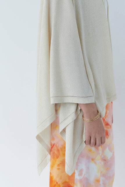 Poncho astrid marfil mujer