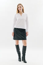 T-shirt Thais white woman