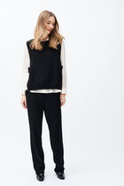 hevy poncho black woman