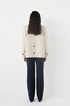 gourmand trench coat sand woman