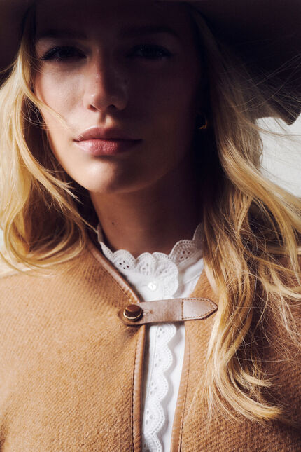 poncho heve camel mujer