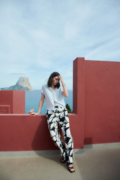 Pantalón pimeo negro mujer