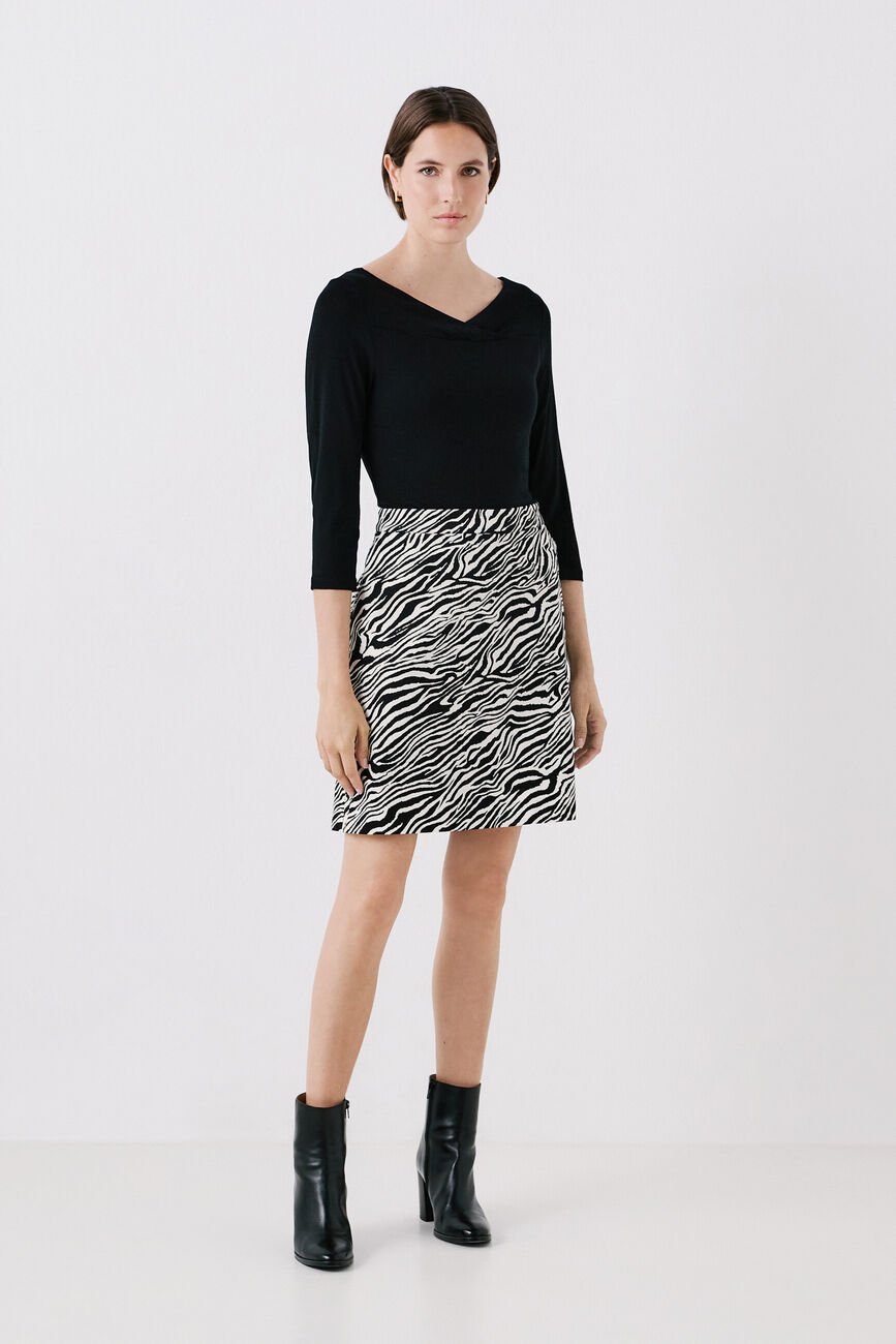 janya2 skirt black woman