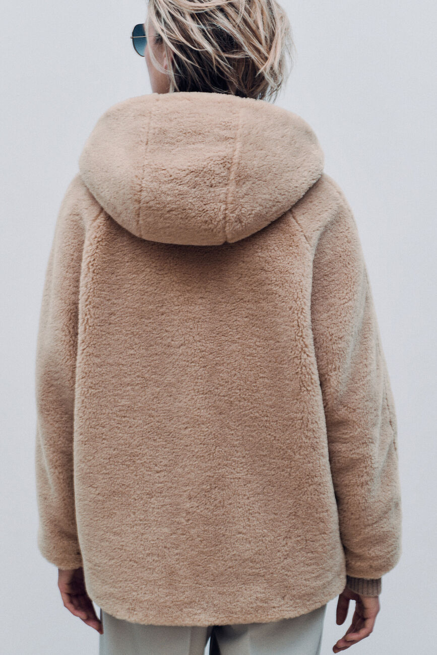 Grigri coat camel woman