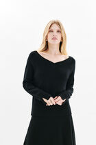 Mauricia sweater black woman