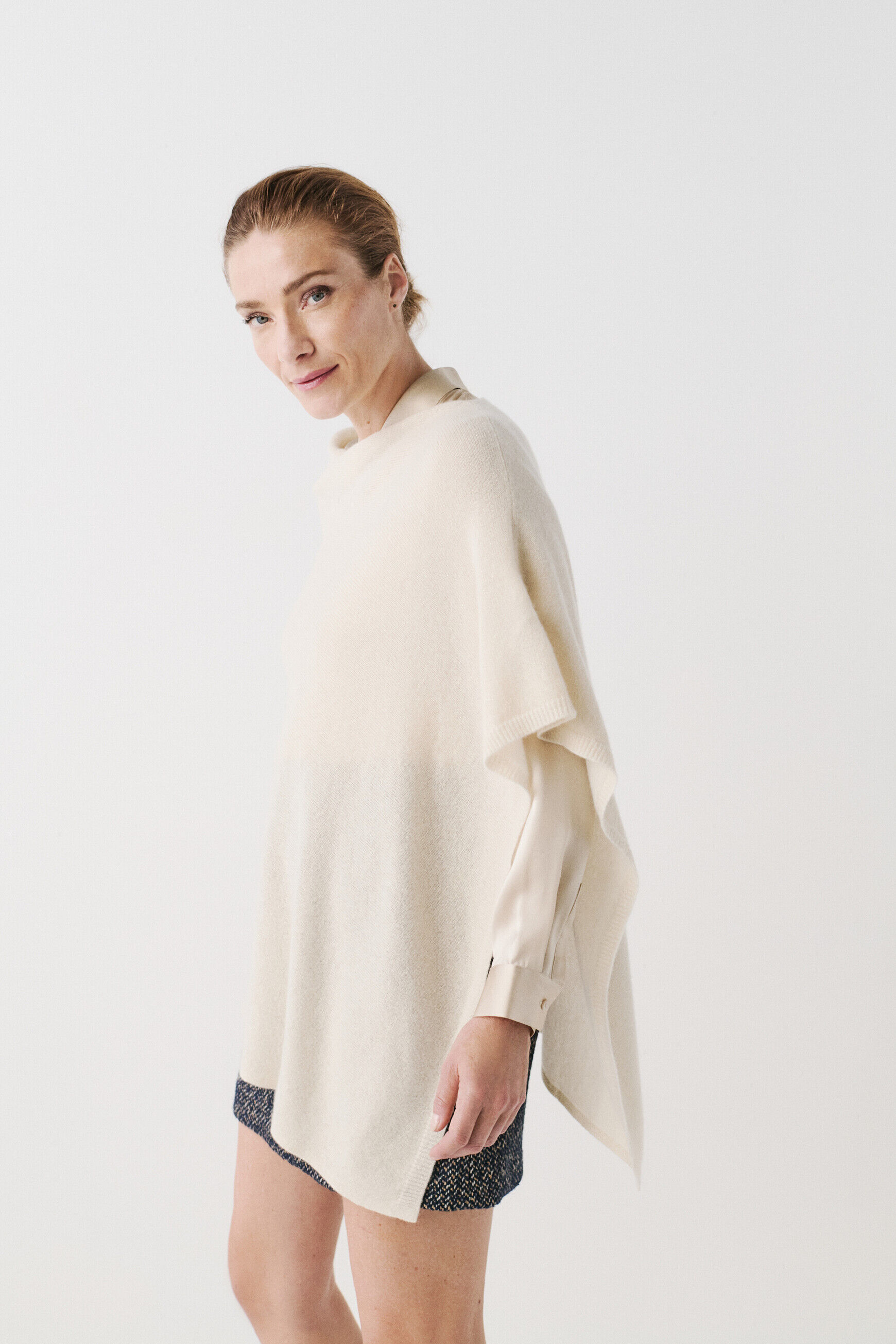 poncho baltia ivoire femme