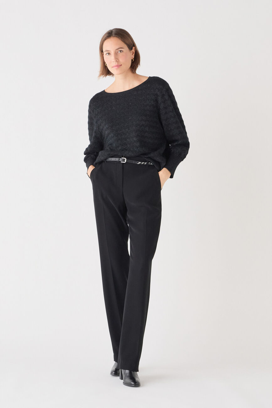 mchelsea2 jumper black woman