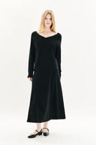 Mauricia sweater black woman