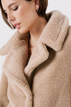 Gargouille coat camel woman