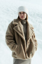 Gargouille coat camel woman