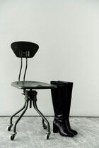 Savoie boots black woman