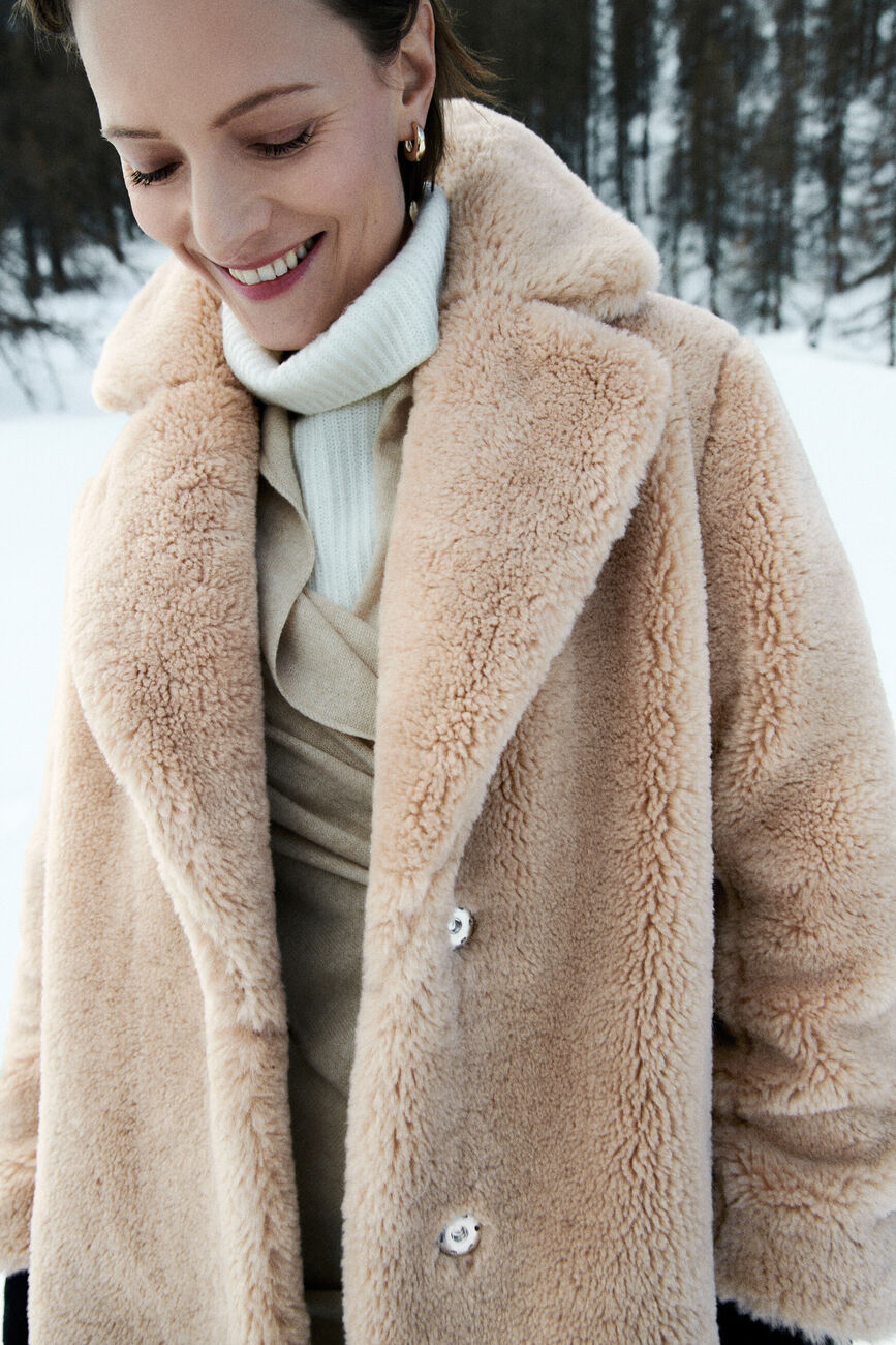 Glovis coat brown woman