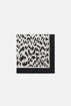 Daisie scarf black woman
