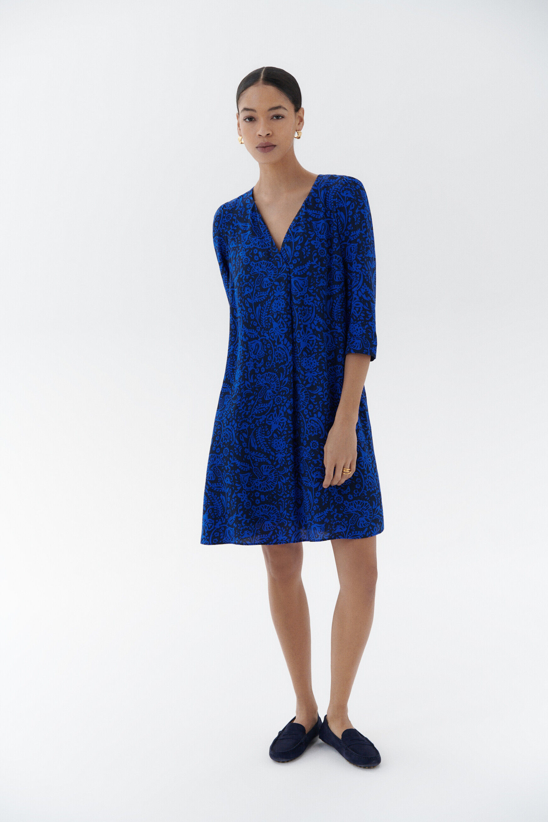 Boutique caroll robes 2025