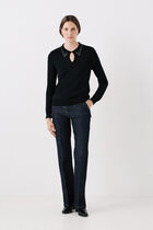 msarah sweater black woman