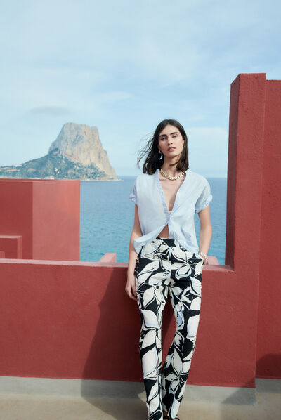 Pantalón pimeo negro mujer