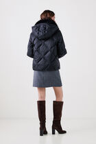 Gavony coat black woman
