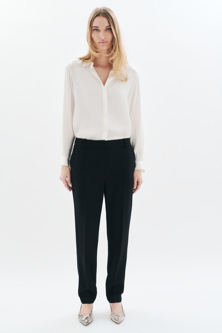 Cal&ccedil;as Pgust preto mulher