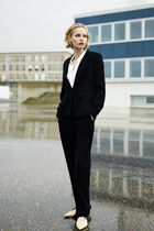 Vantea blazer black woman