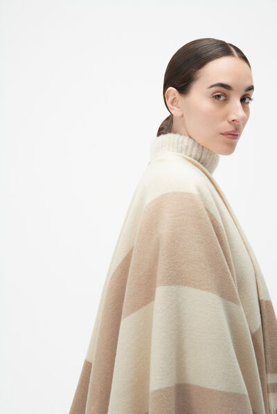 Poncho hanae cru mulher