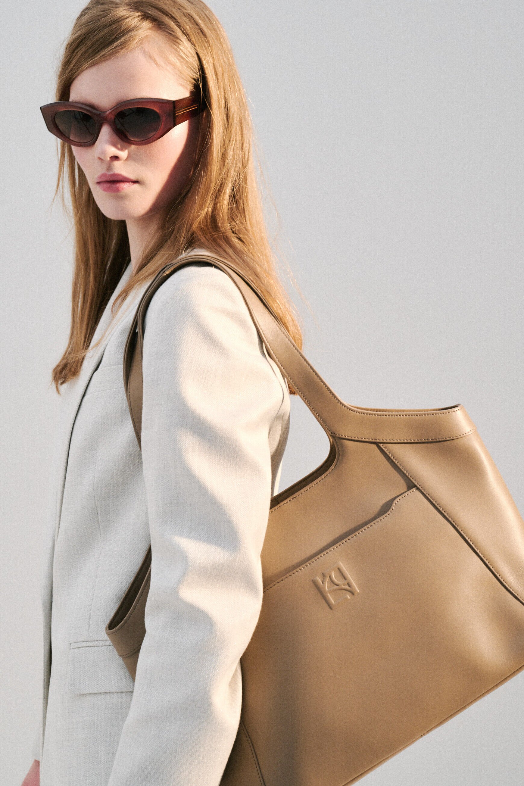 Sac sacha en cuir naturel beige femme