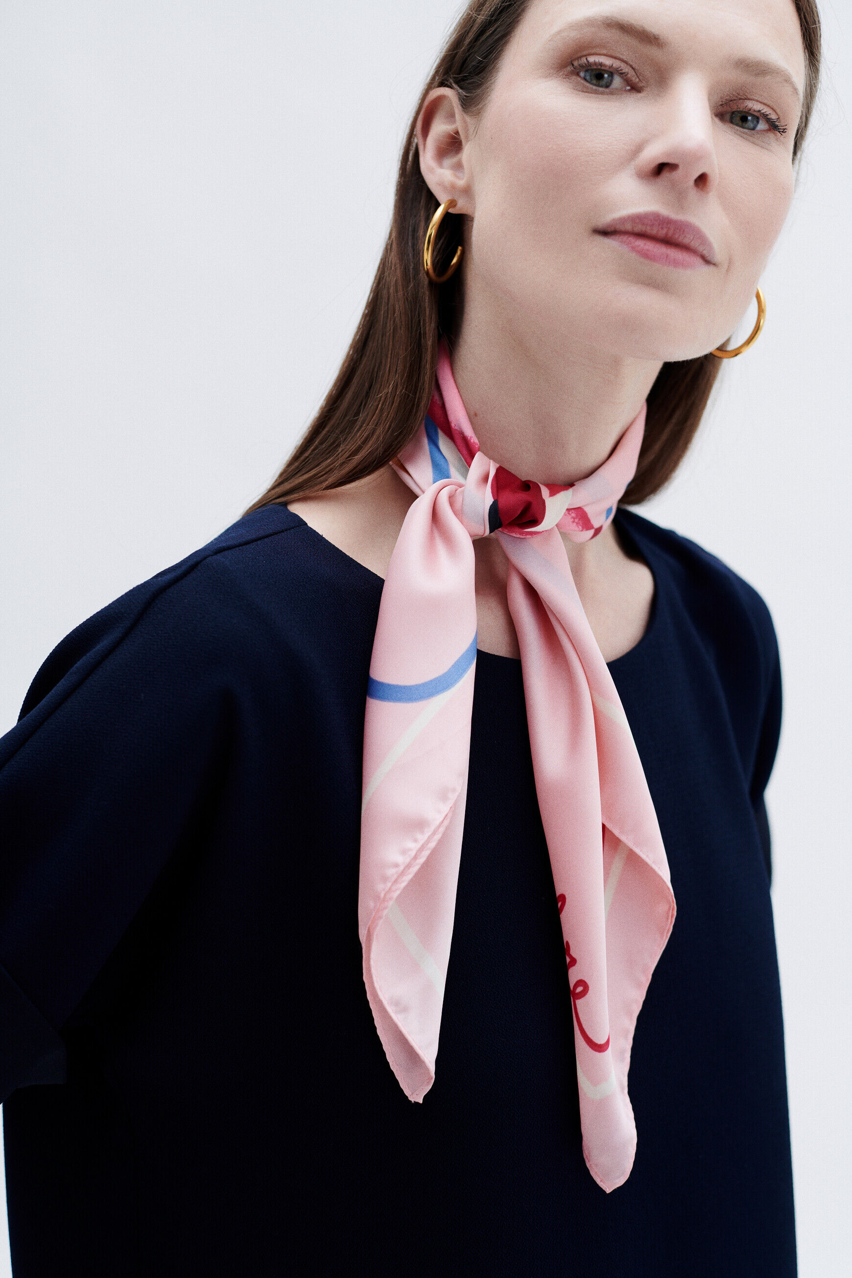 Foulard octobre rose rose femme