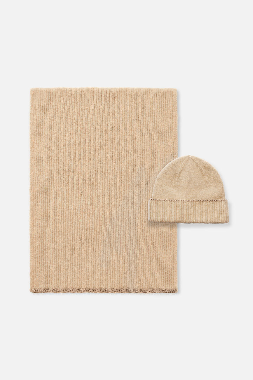 Box1 beige woman