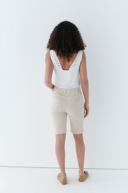 Short Sedon zand vrouw
