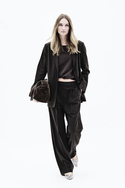 Look Monochrome