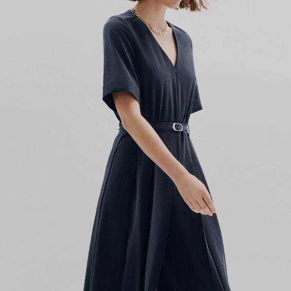 Comment s'habiller si on a les hanches larges et le haut plus fin?