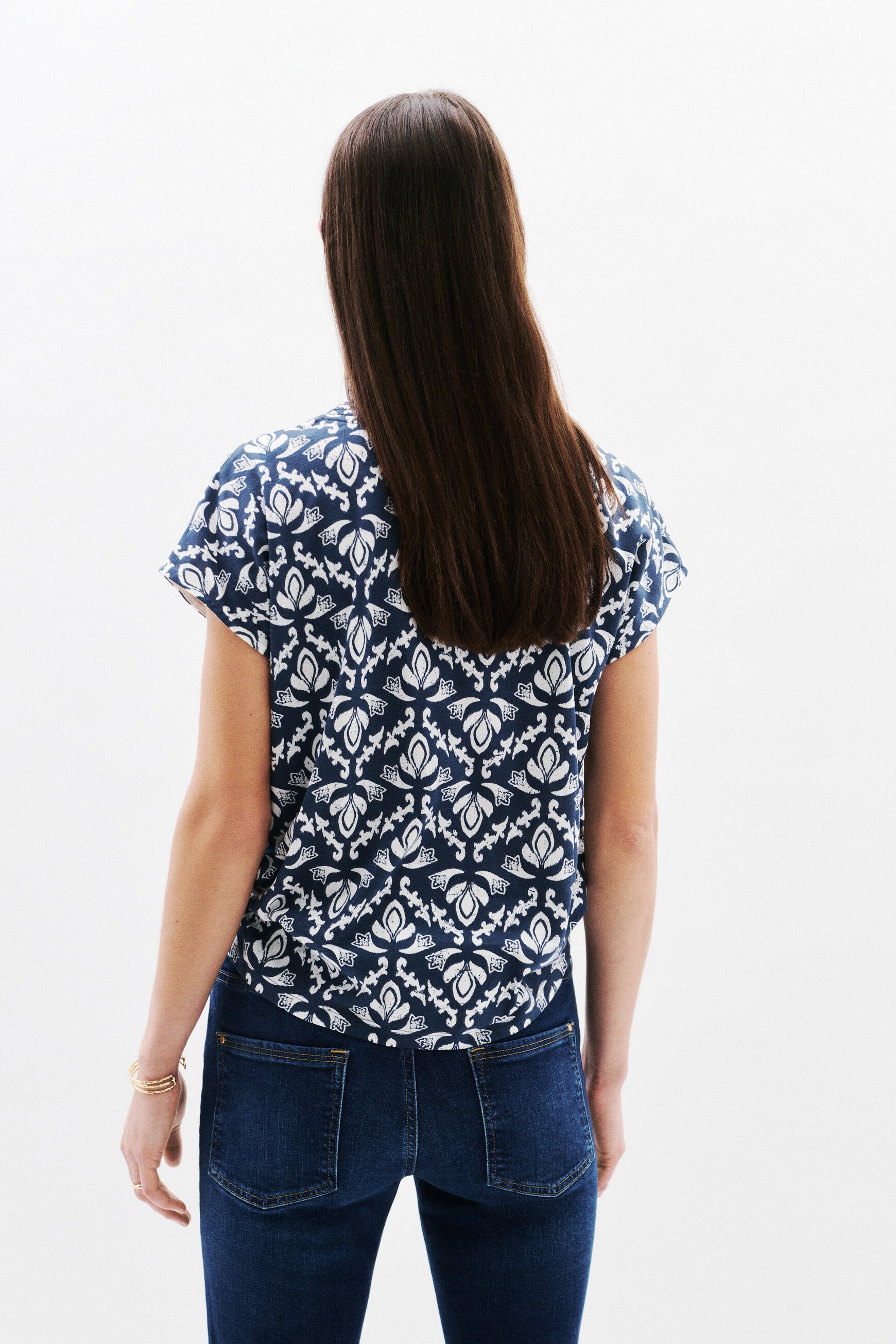 tikat t shirt denim stone vrouw Tikat t-shirt denim stone vrouw