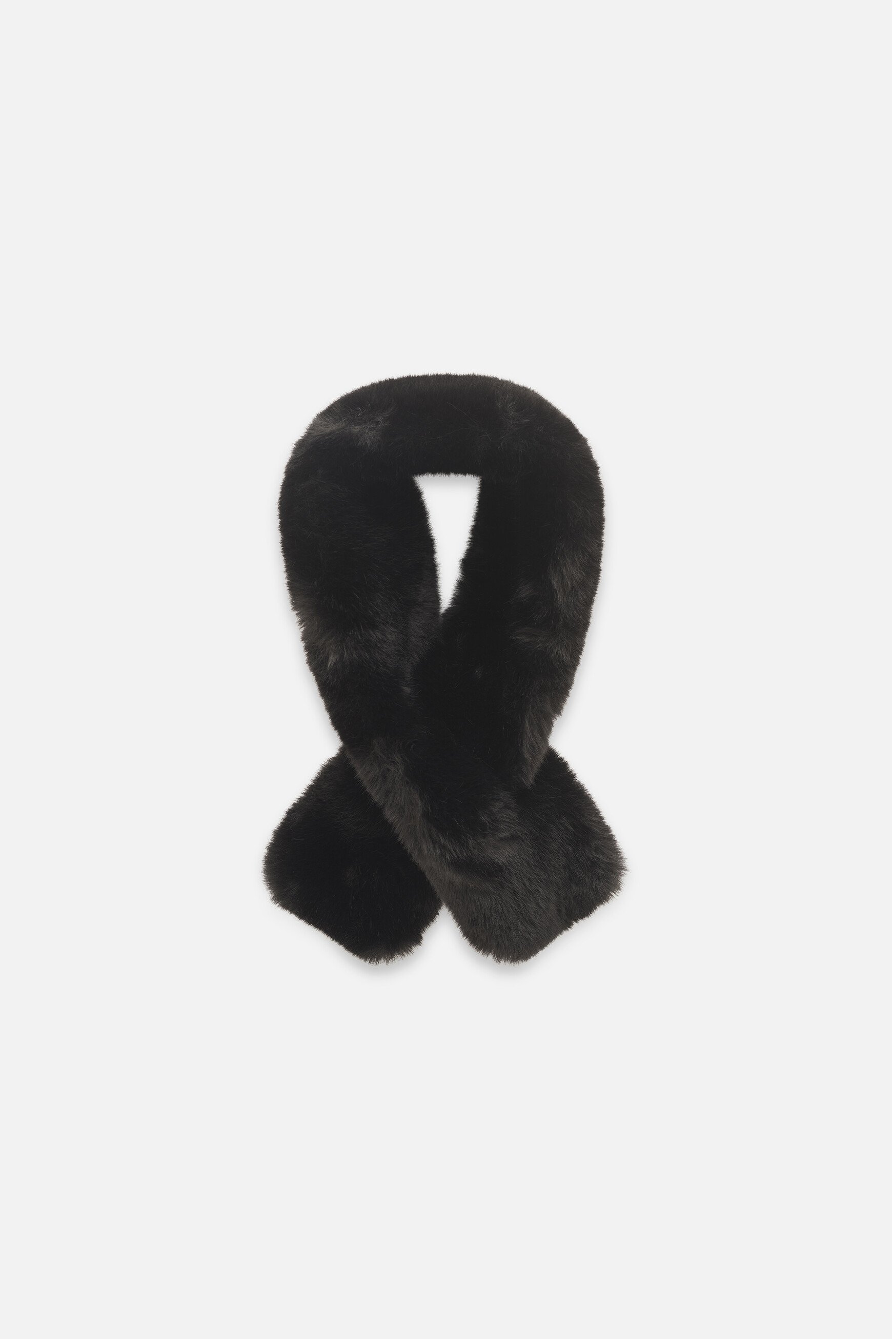 Petunia scarf black woman