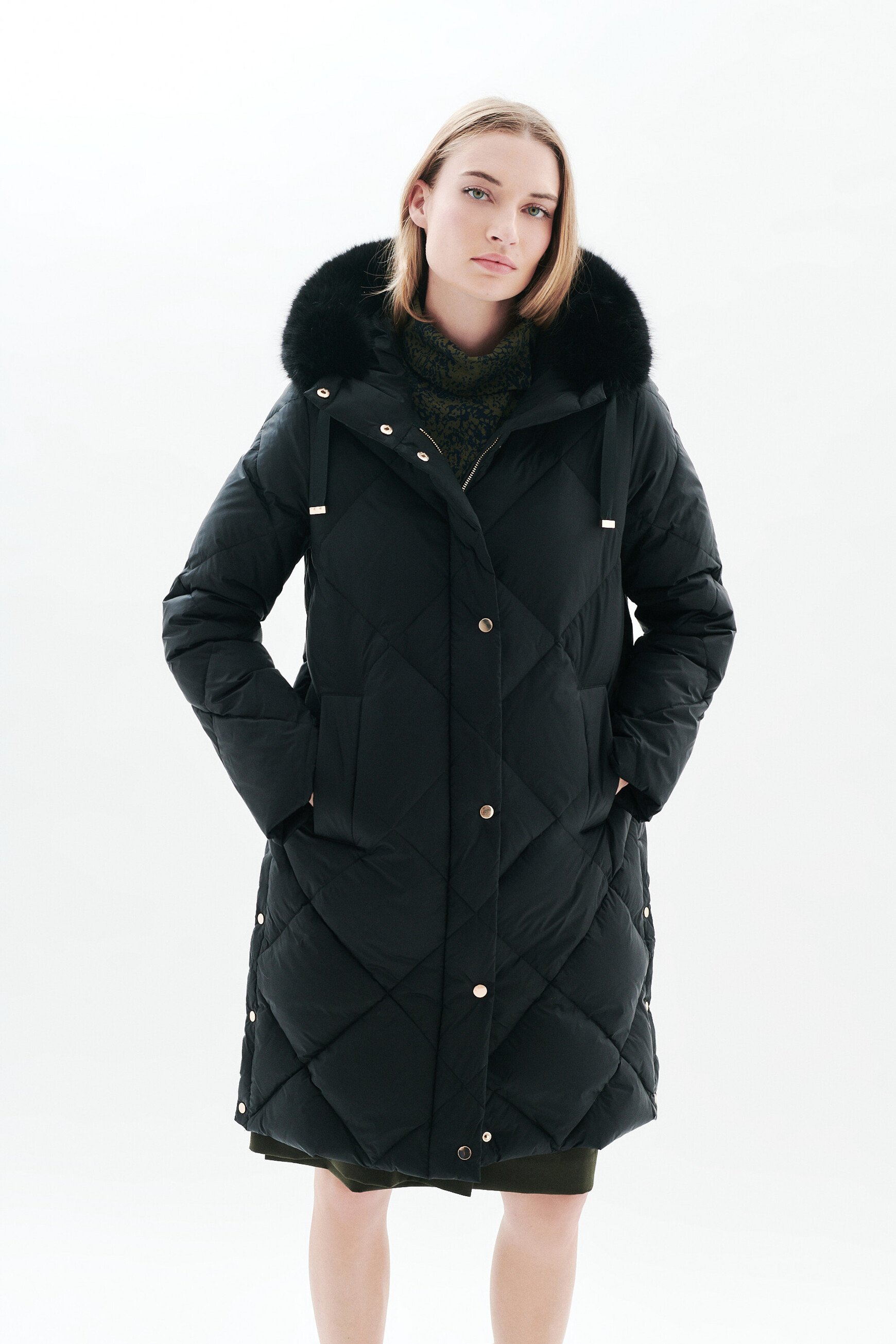 Gavona puffer jacket black woman