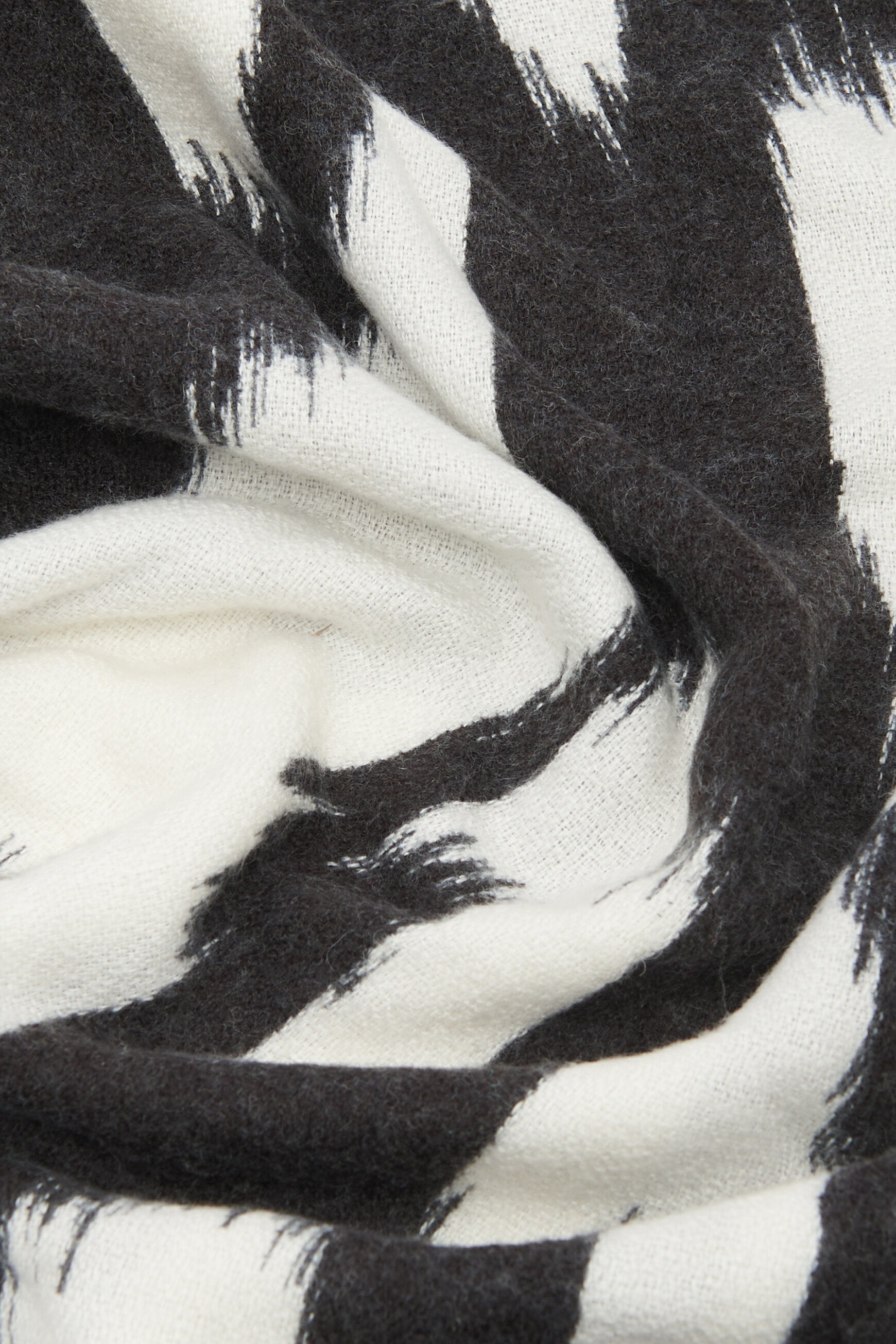 olga scarf black woman olga scarf black woman