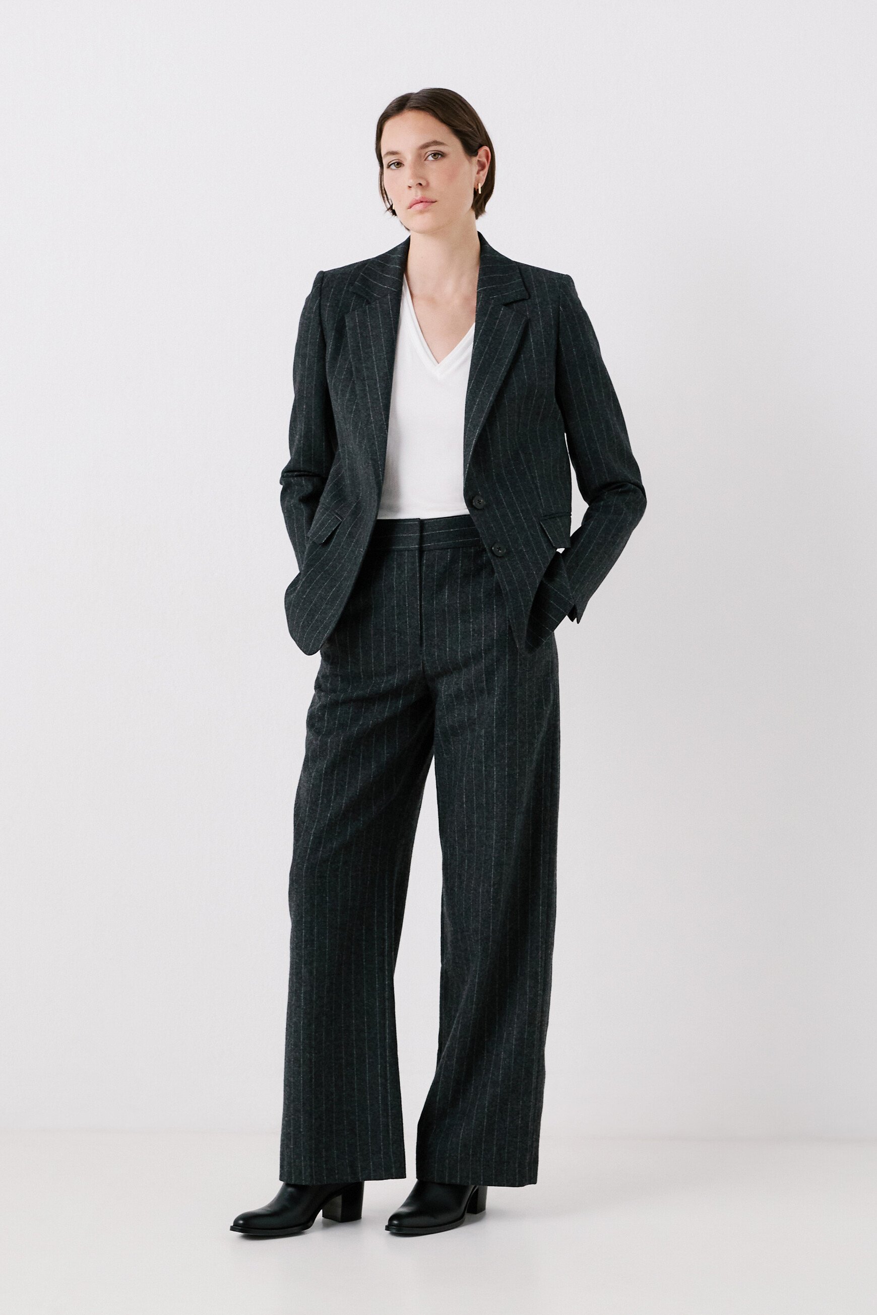 pants pambre dark grey woman Pants pambre dark grey woman