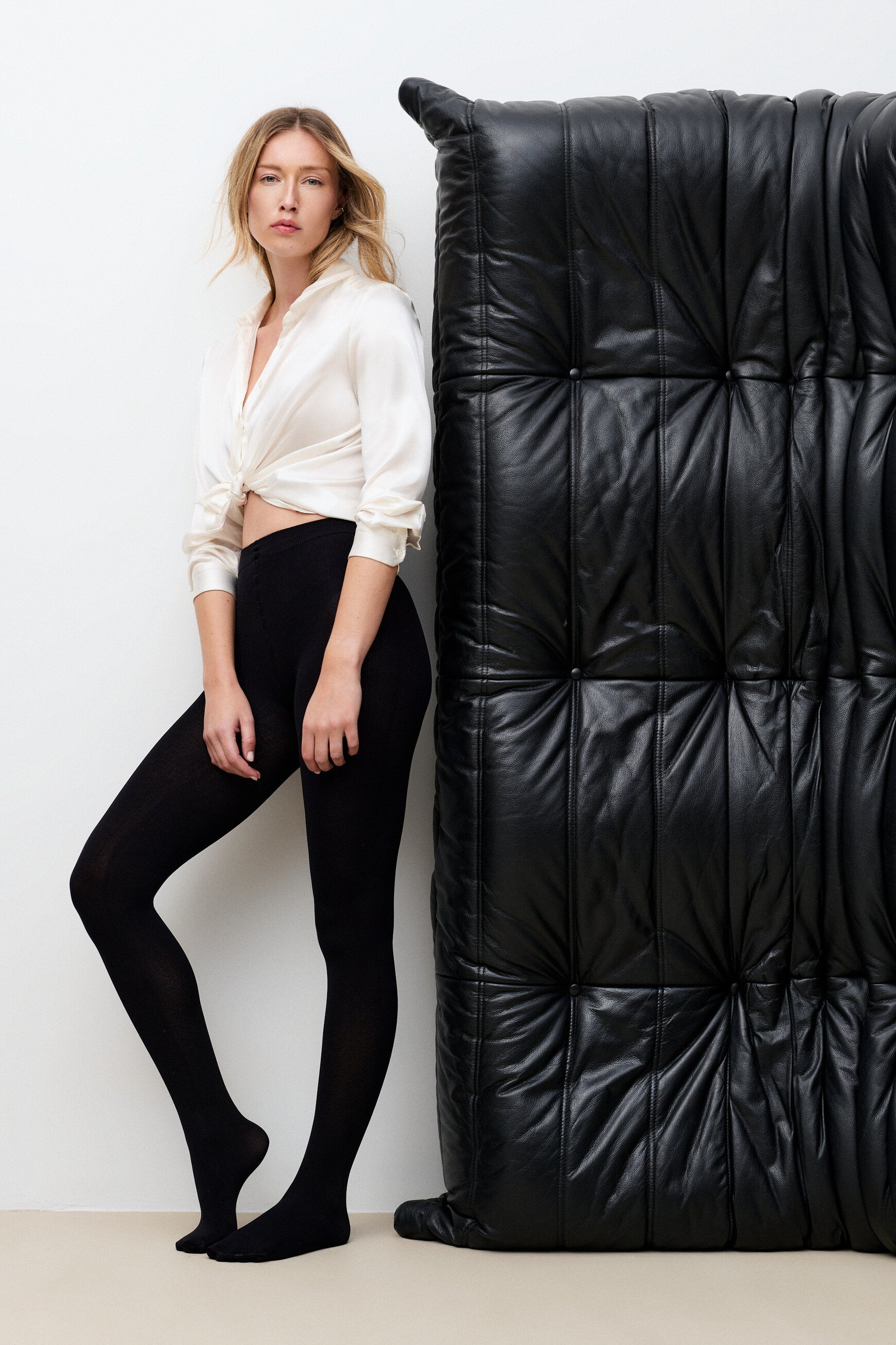 Josepha tights black woman