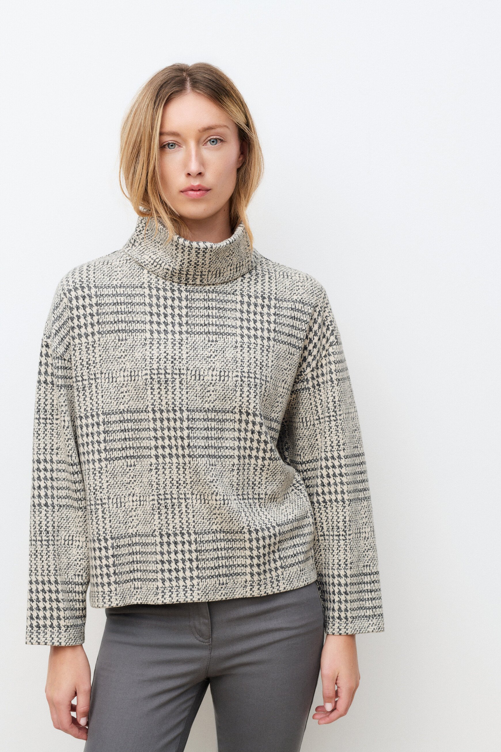 Sweatshirt Tcamo gris clair femme