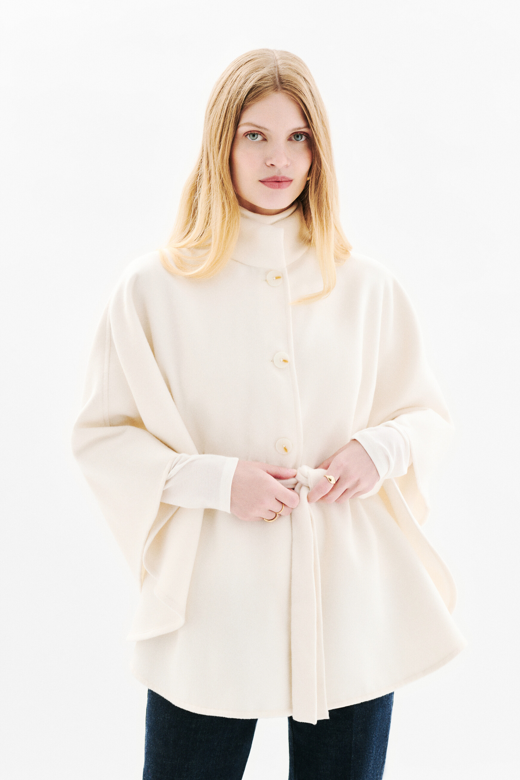 Poncho Hacaro cremefarben damen