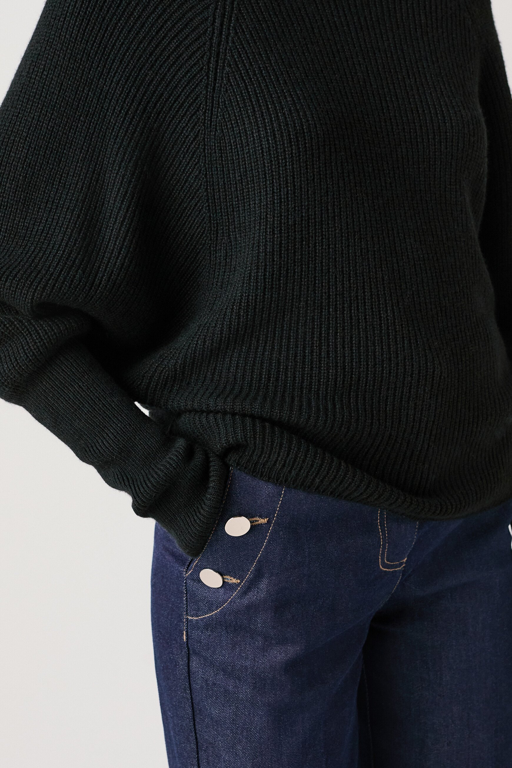 Mwarren Made in Italy sweater black woman